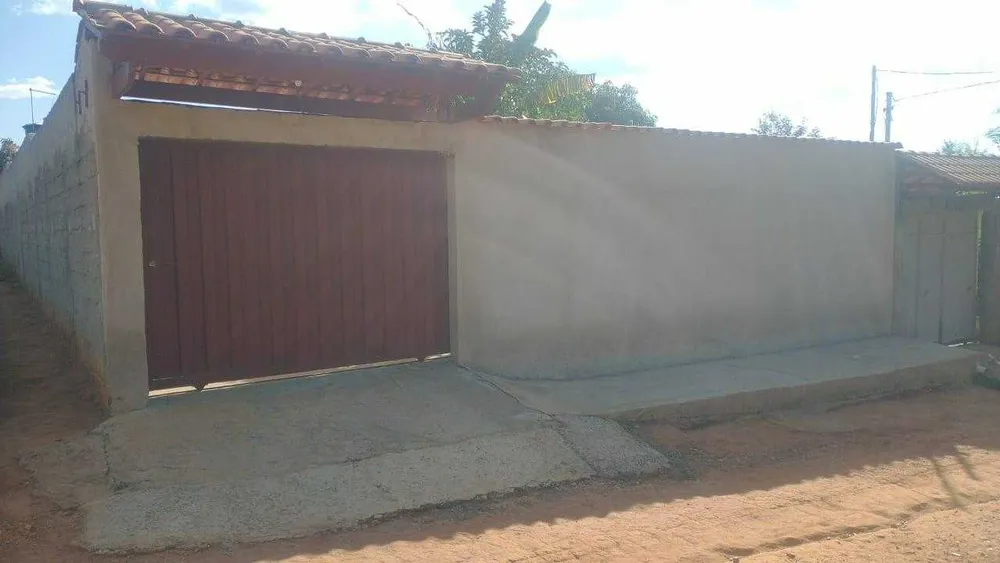 Casa, 2 quartos, 360 m² - Foto 1