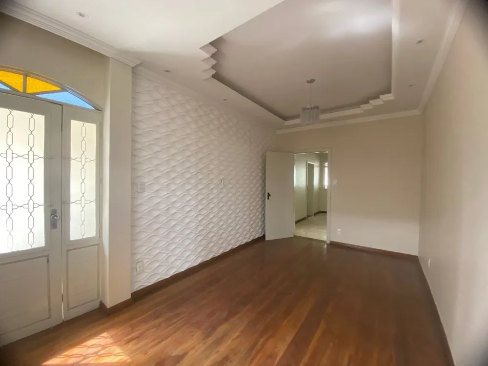Casa, 3 quartos, 253 m² - Foto 2