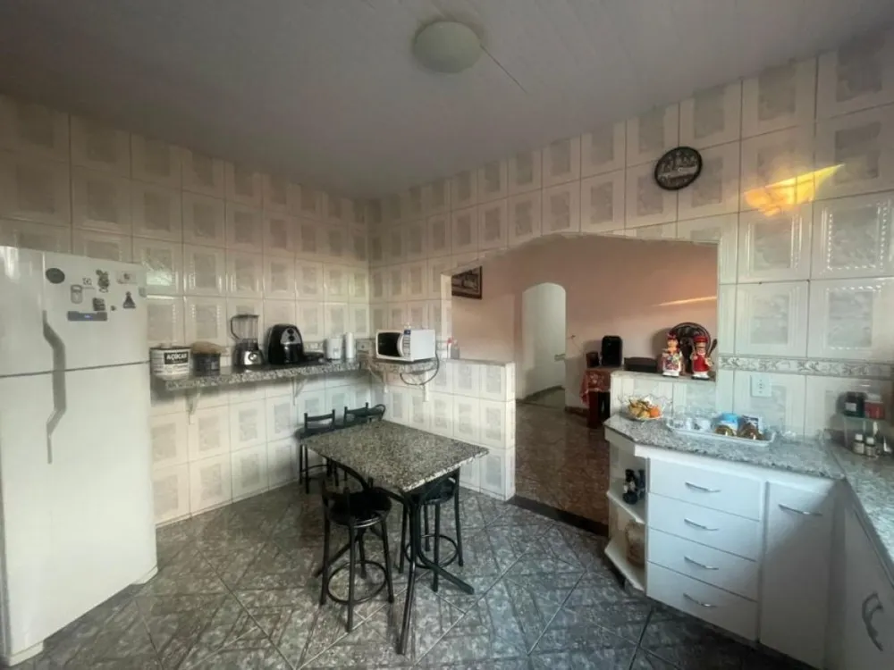 Casa, 3 quartos, 200 m² - Foto 3