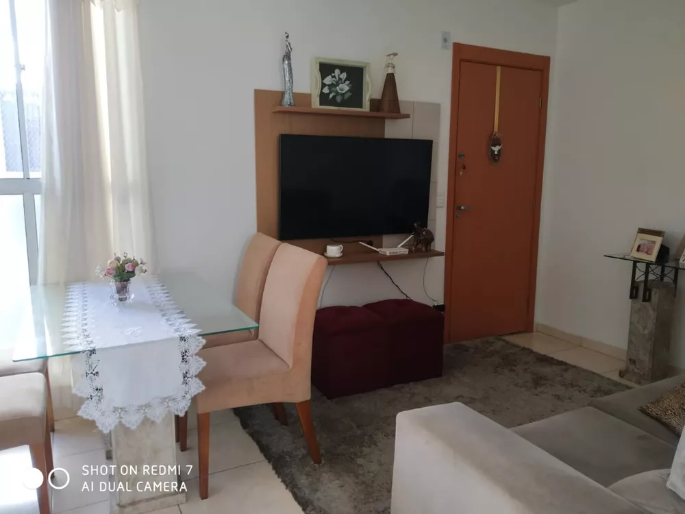 Apartamento à venda com 2 quartos, 45m² - Foto 2