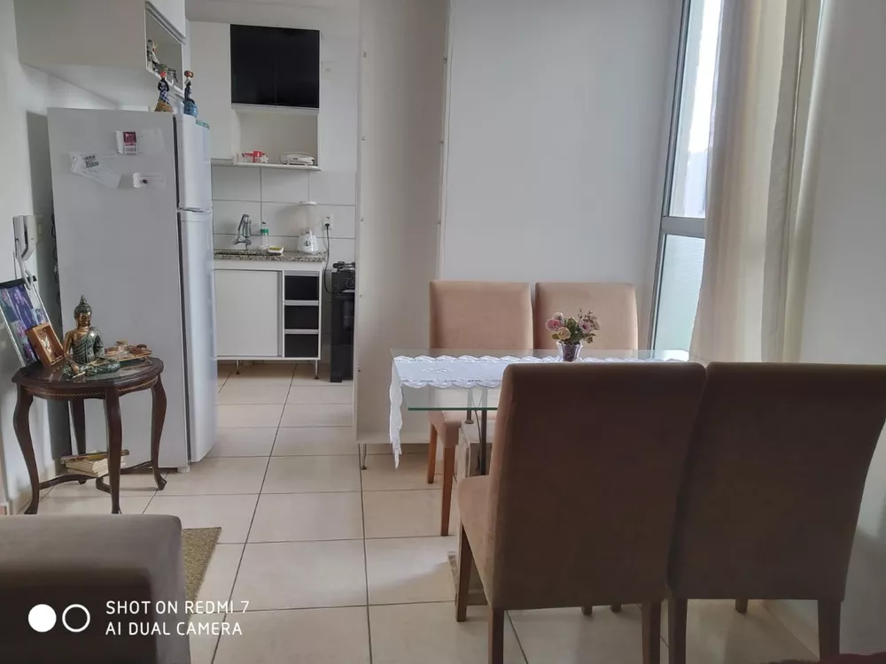 Apartamento à venda com 2 quartos, 45m² - Foto 3