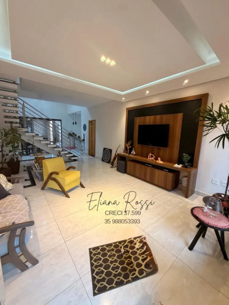 Casa, 5 quartos, 290 m² - Foto 2