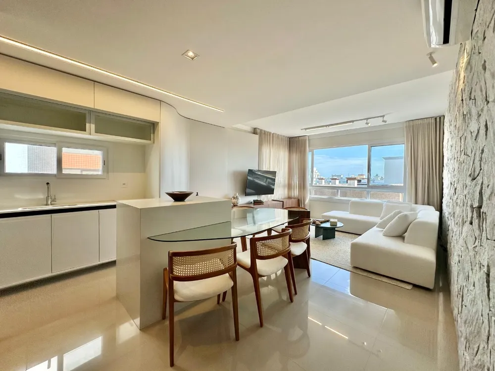 Apartamento, 3 quartos, 130 m² - Foto 2