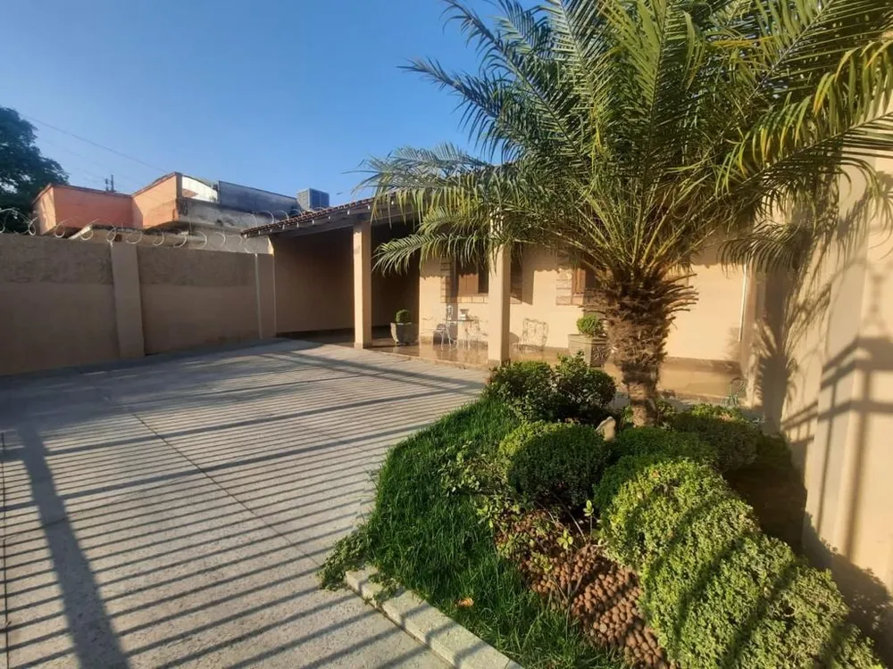 Casa, 3 quartos, 450 m² - Foto 1