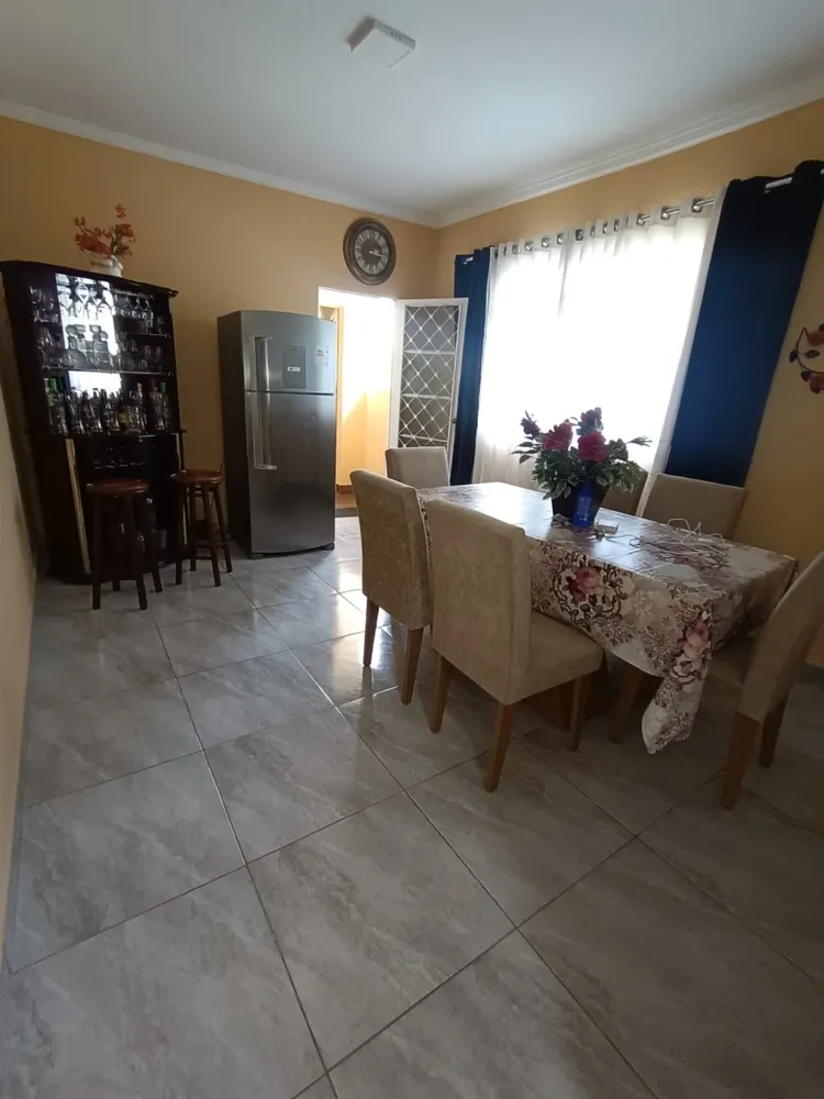 Casa, 3 quartos, 169 m² - Foto 3