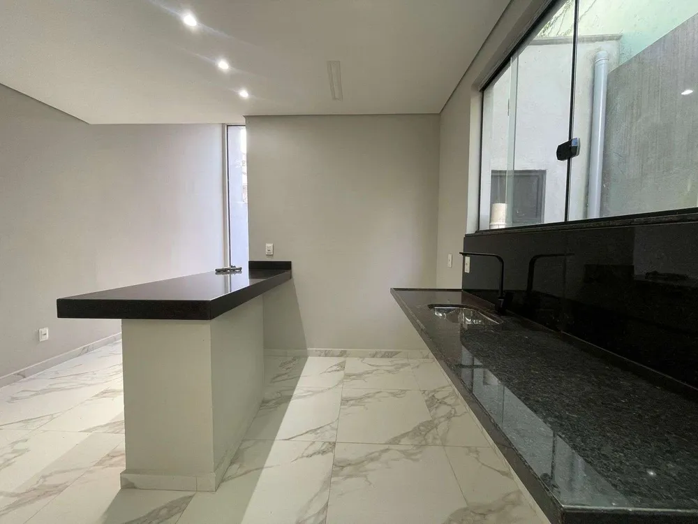 Casa, 3 quartos, 200 m² - Foto 4