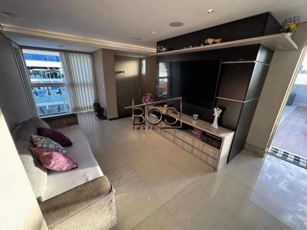 Cobertura, 5 quartos, 271 m² - Foto 2