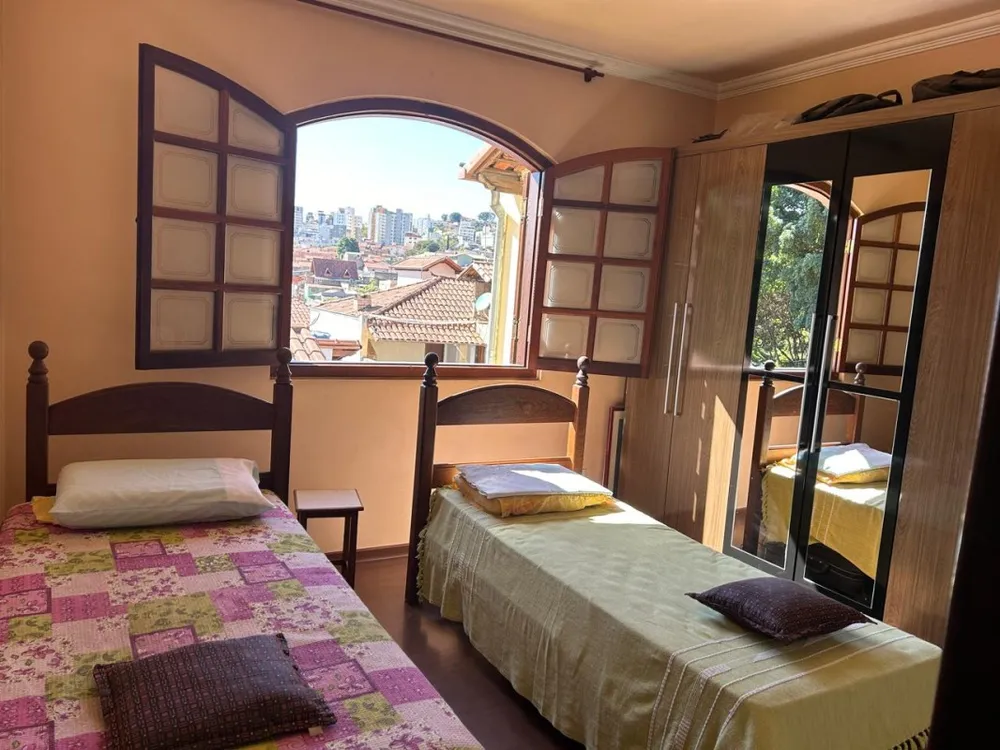 Casa, 6 quartos, 298 m² - Foto 3