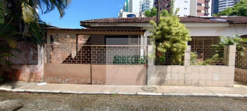 Casa, 5 quartos, 136 m² - Foto 1