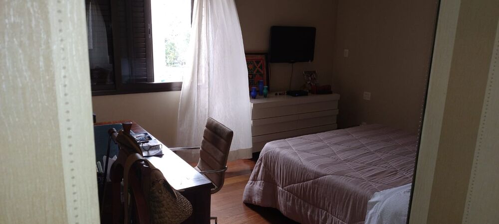 Apartamento à venda com 4 quartos, 238m² - Foto 9