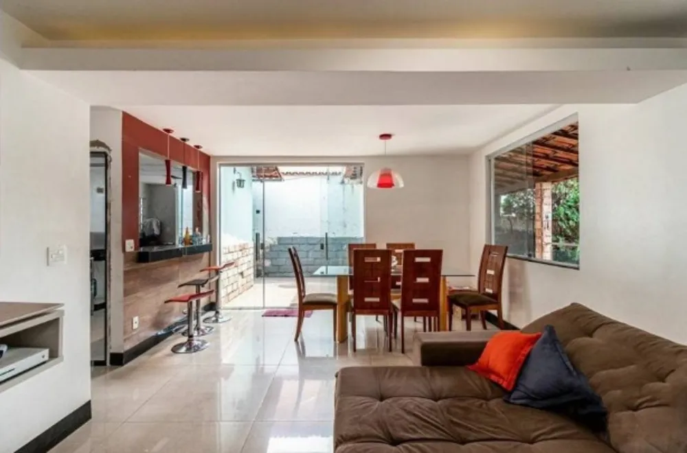 Casa, 3 quartos, 167 m² - Foto 1