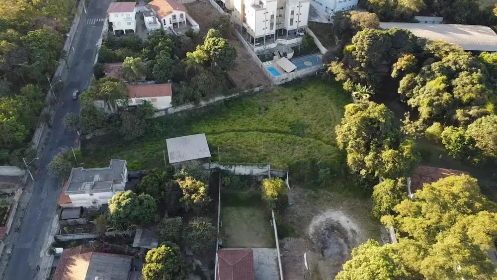 Terreno, 2715 m² - Foto 2