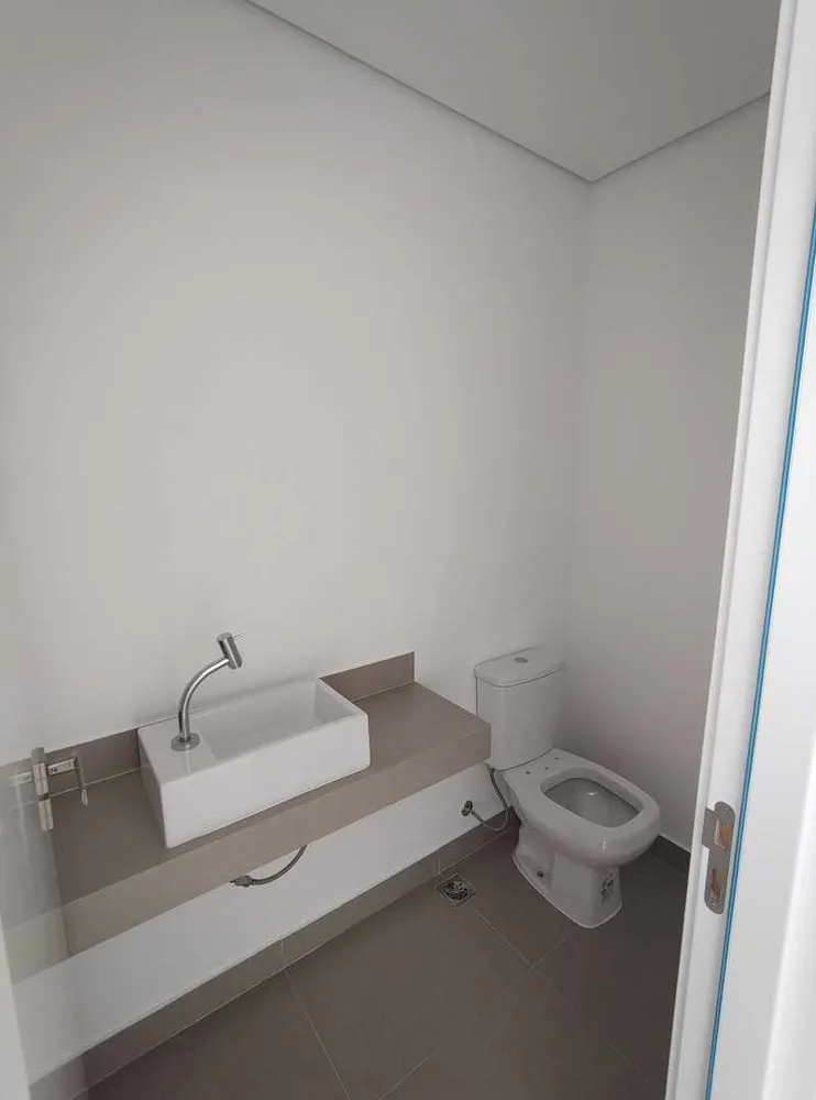Apartamento, 3 quartos, 212 m² - Foto 2