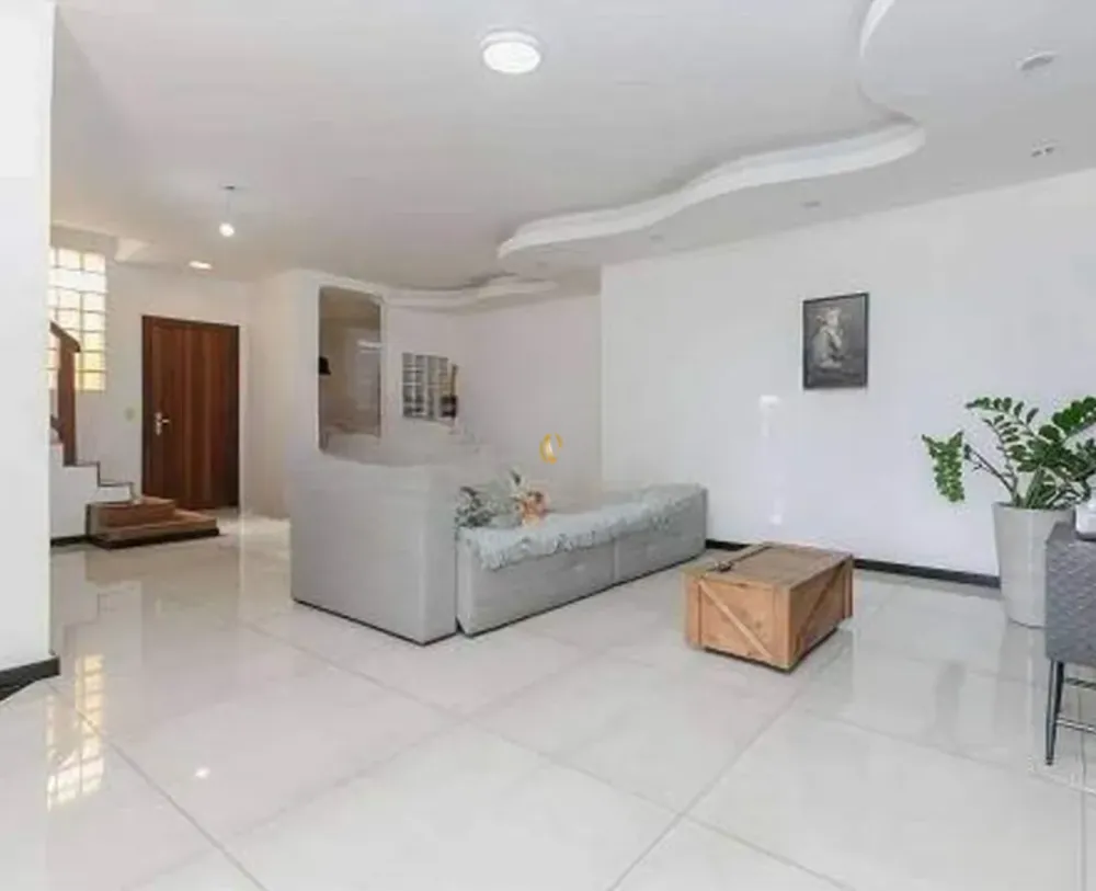 Casa, 3 quartos, 293 m² - Foto 3