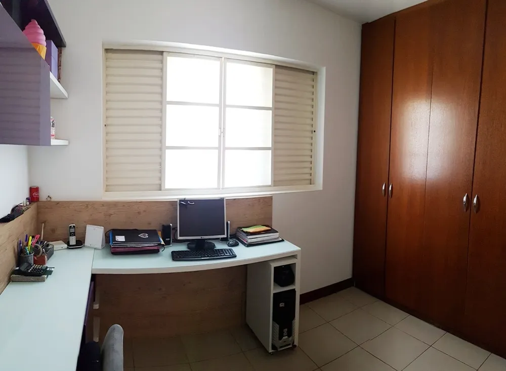 Casa, 4 quartos, 260 m² - Foto 5