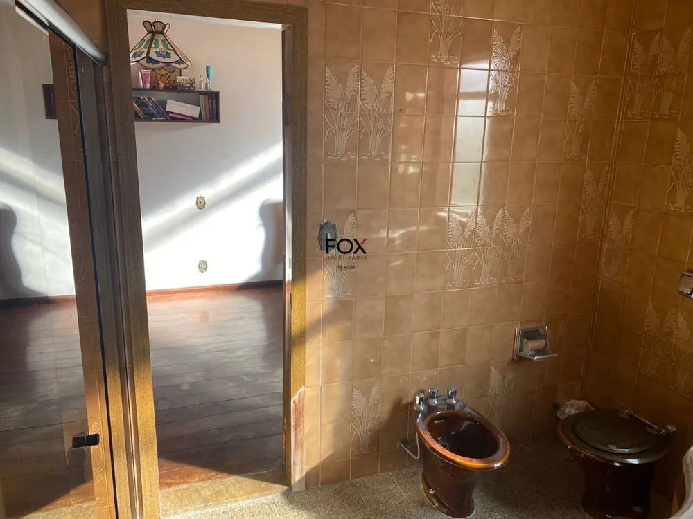 Casa, 6 quartos, 250 m² - Foto 11