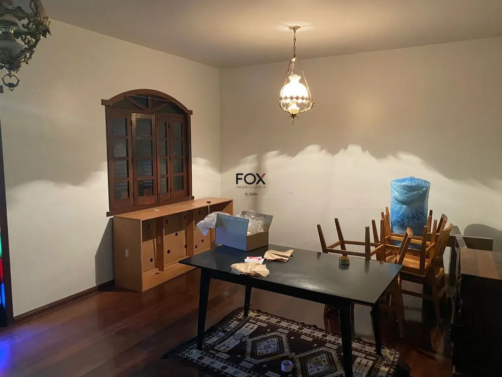 Casa, 6 quartos, 250 m² - Foto 3