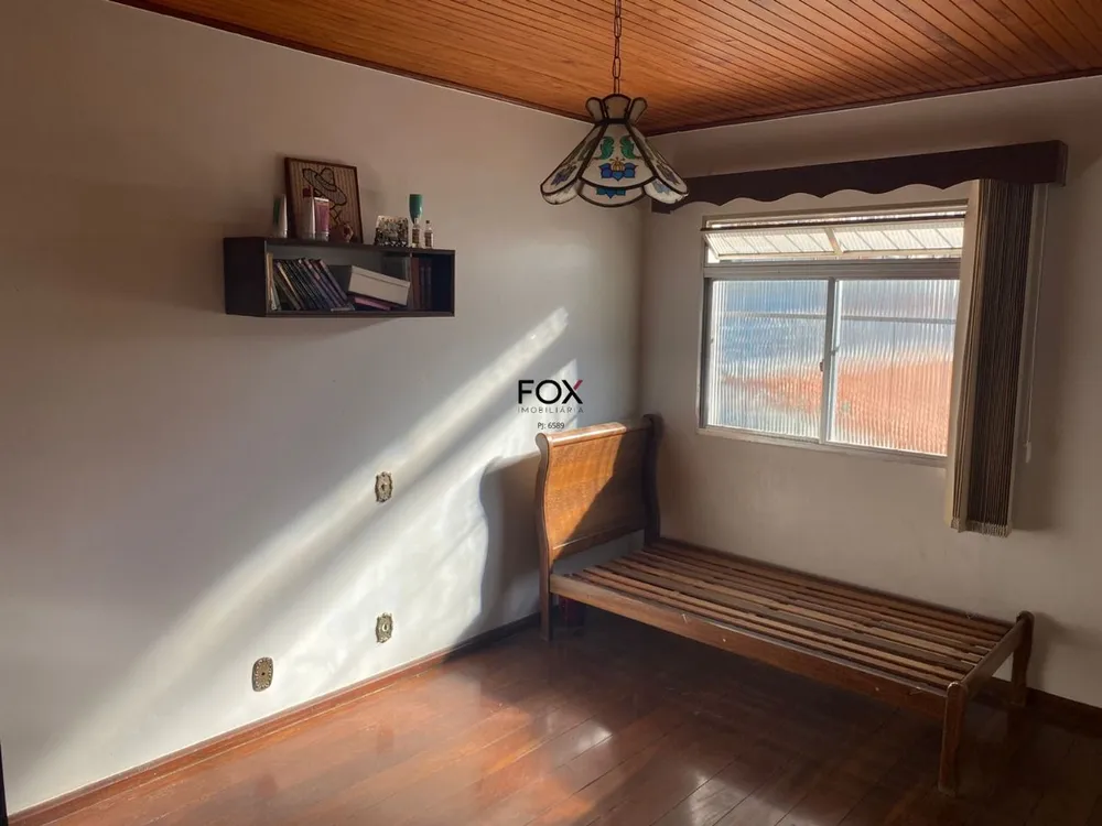 Casa, 6 quartos, 250 m² - Foto 8