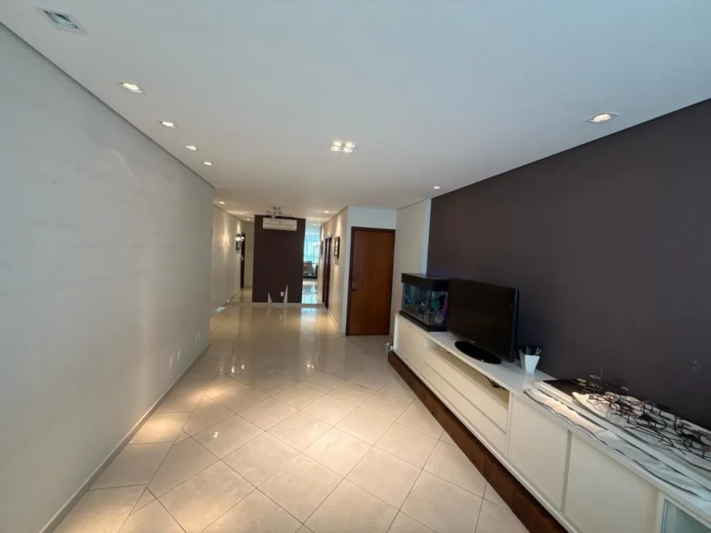 Apartamento, 3 quartos, 210 m² - Foto 4