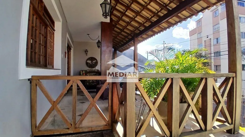 Casa, 4 quartos, 284 m² - Foto 4