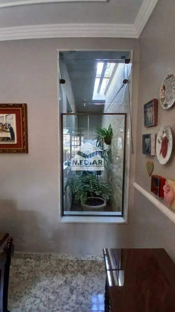 Casa, 4 quartos, 284 m² - Foto 1