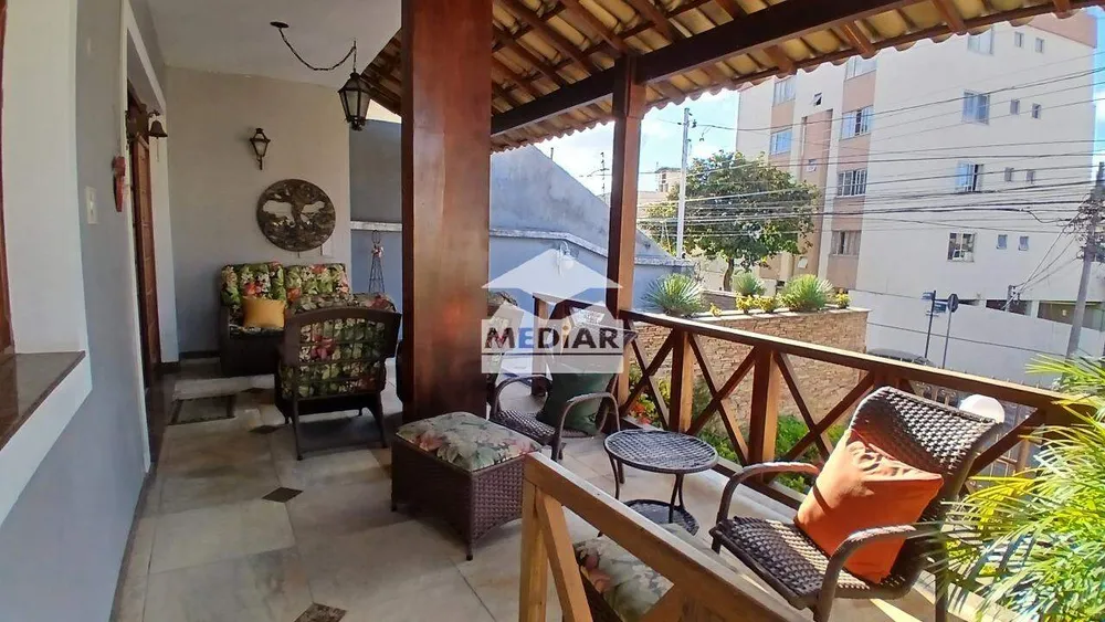 Casa, 4 quartos, 284 m² - Foto 3