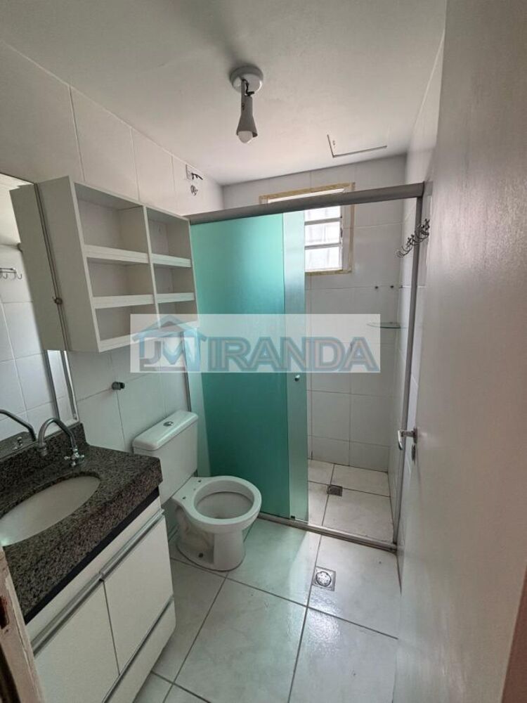 Apartamento à venda com 2 quartos, 70m² - Foto 4