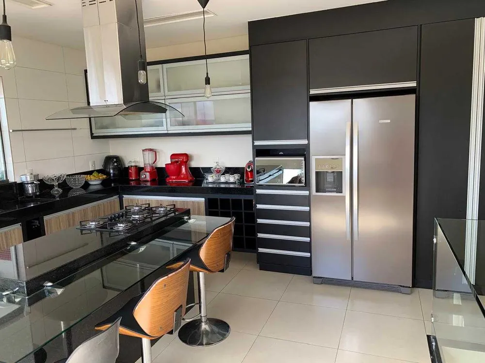 Apartamento, 2 quartos, 131 m² - Foto 1