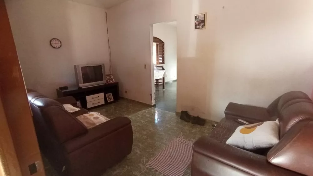 Casa à venda com 3 quartos, 212m² - Foto 6