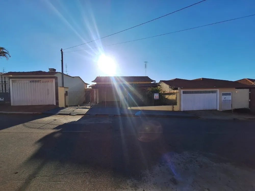 Casa, 3 quartos, 360 m² - Foto 2