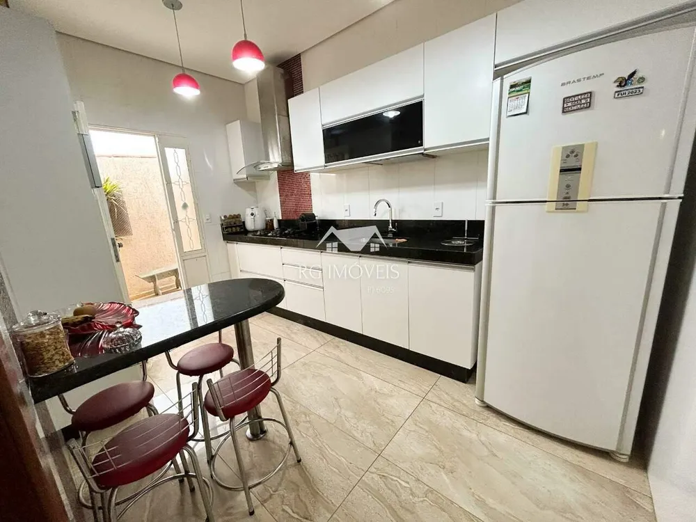 Casa, 3 quartos, 360 m² - Foto 19