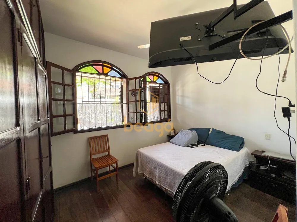 Casa, 4 quartos, 245 m² - Foto 11