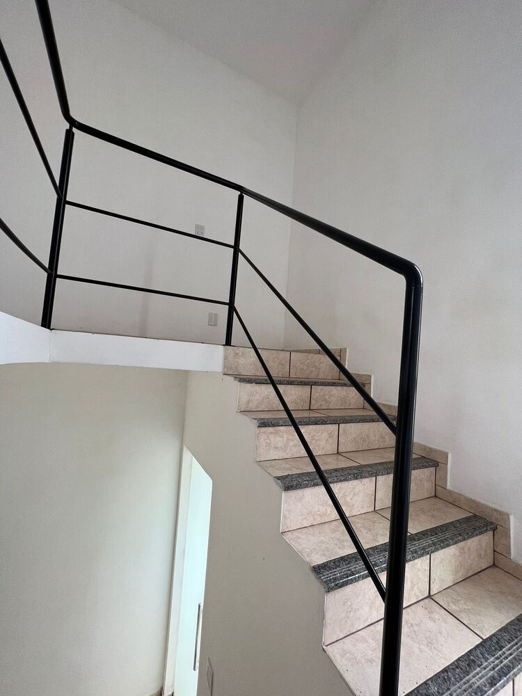 Casa à venda com 3 quartos, 88m² - Foto 6