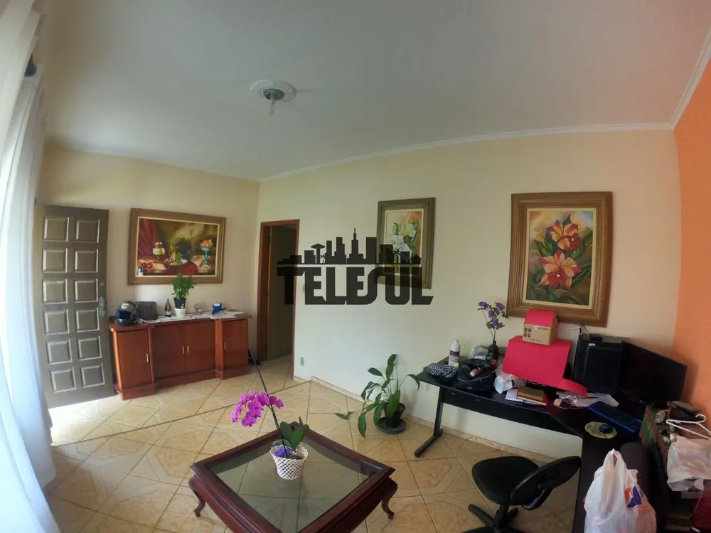 Casa, 3 quartos, 275 m² - Foto 1