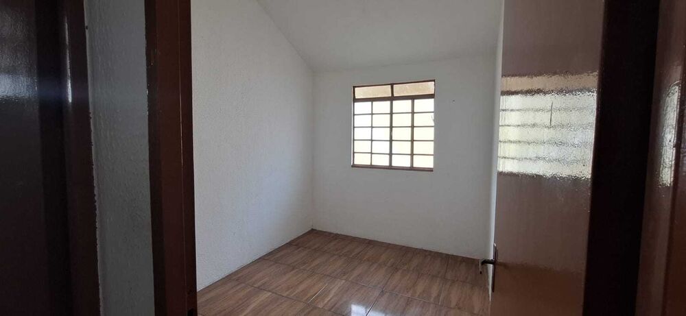 Casa à venda com 2 quartos, 200m² - Foto 5