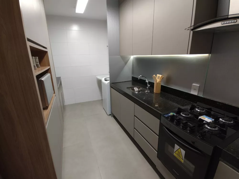 Apartamento à venda com 3 quartos, 74m² - Foto 4