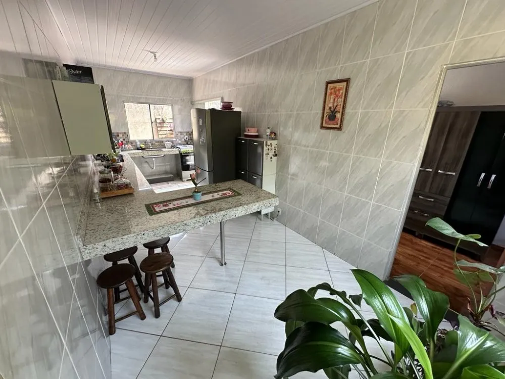 Casa, 3 quartos, 200 m² - Foto 2