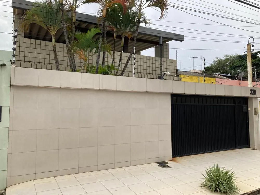 Casa, 3 quartos, 290 m² - Foto 1