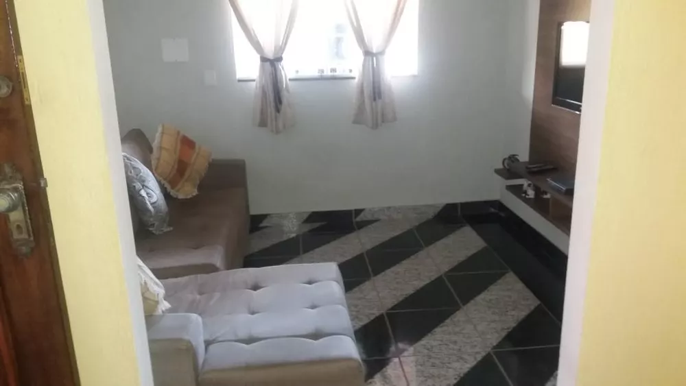 Casa à venda com 3 quartos, 360m² - Foto 2