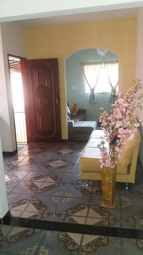 Casa à venda com 3 quartos, 360m² - Foto 3