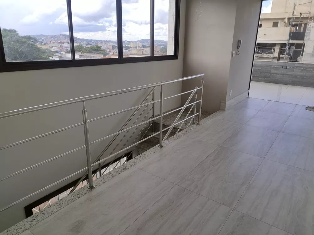 Cobertura à venda com 3 quartos, 160m² - Foto 3