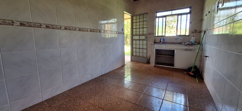 Casa à venda com 2 quartos, 606m² - Foto 6