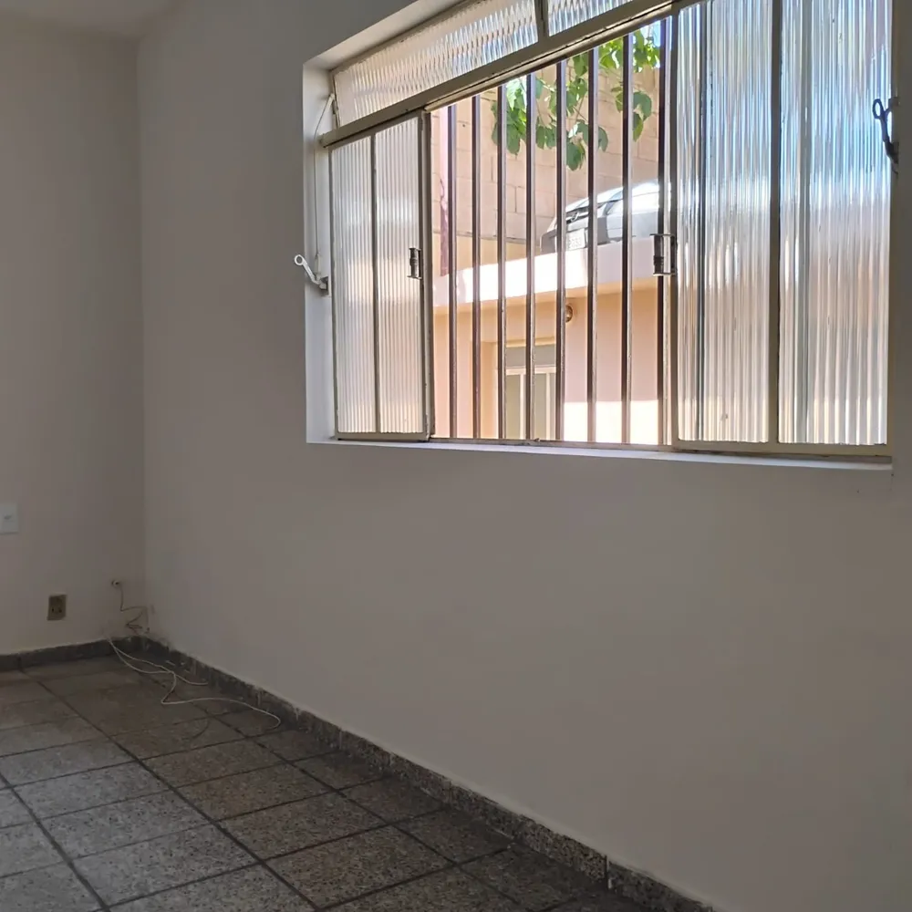 Casa, 4 quartos, 130 m² - Foto 2