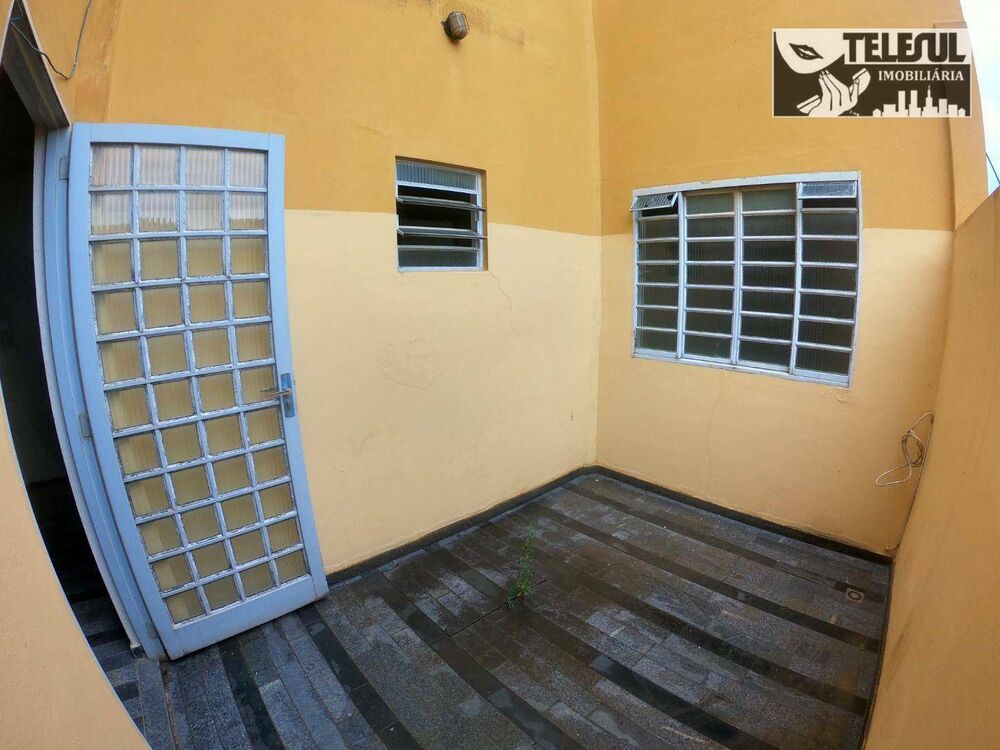 Apartamento à venda com 2 quartos, 60m² - Foto 3
