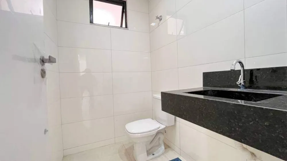 Casa, 3 quartos, 215 m² - Foto 1
