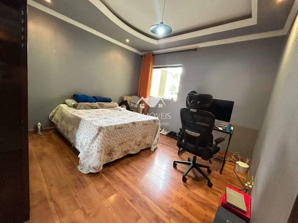 Casa, 4 quartos, 270 m² - Foto 10