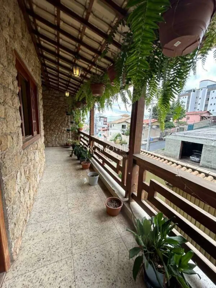 Casa, 4 quartos, 270 m² - Foto 14