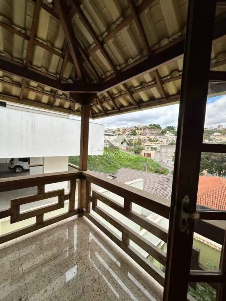 Casa, 4 quartos, 270 m² - Foto 22