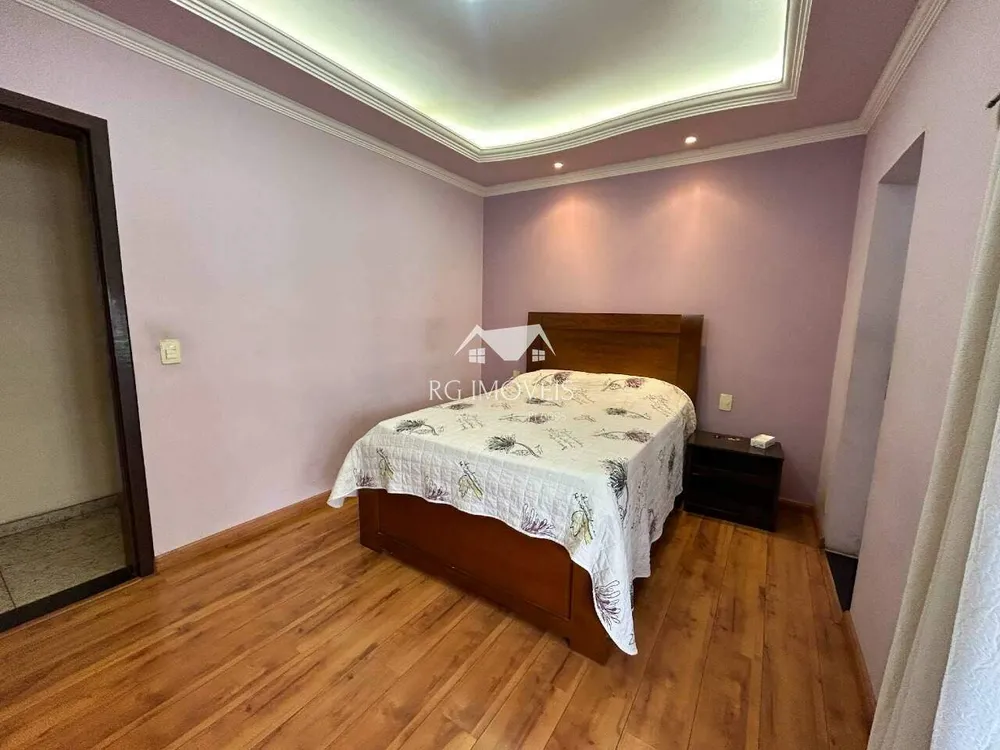 Casa, 4 quartos, 270 m² - Foto 17
