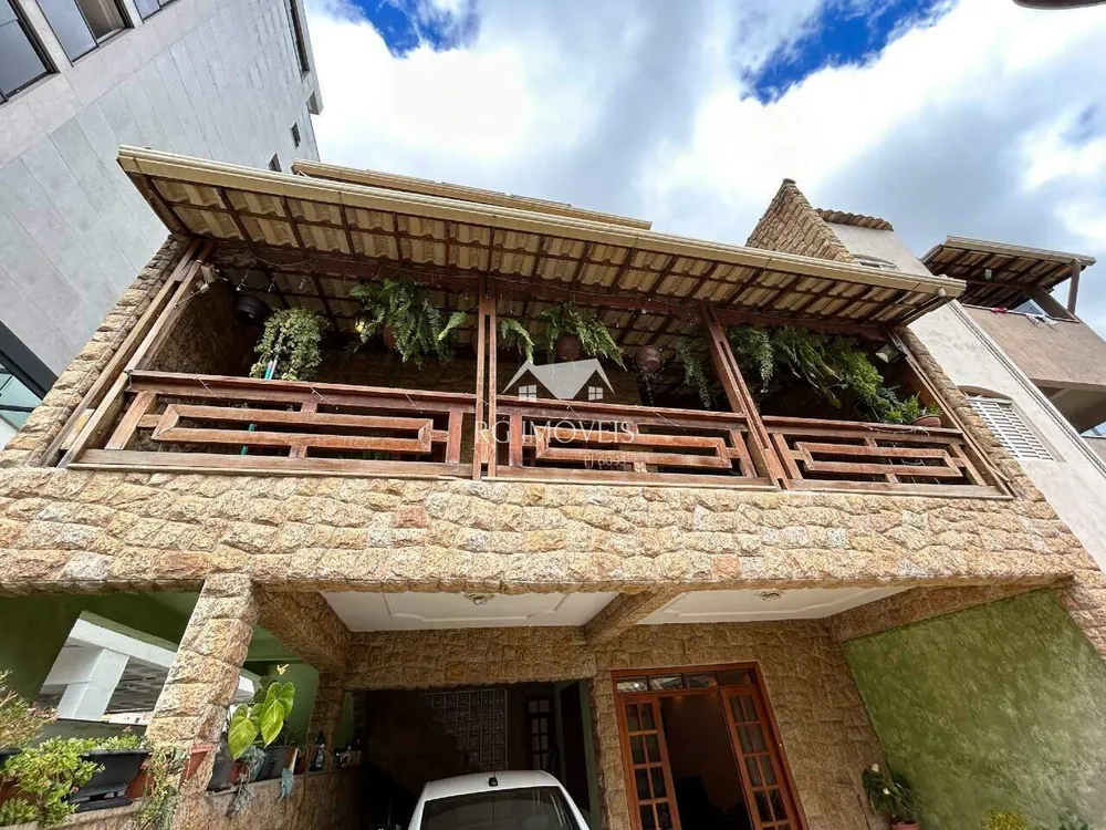 Casa, 4 quartos, 270 m² - Foto 2